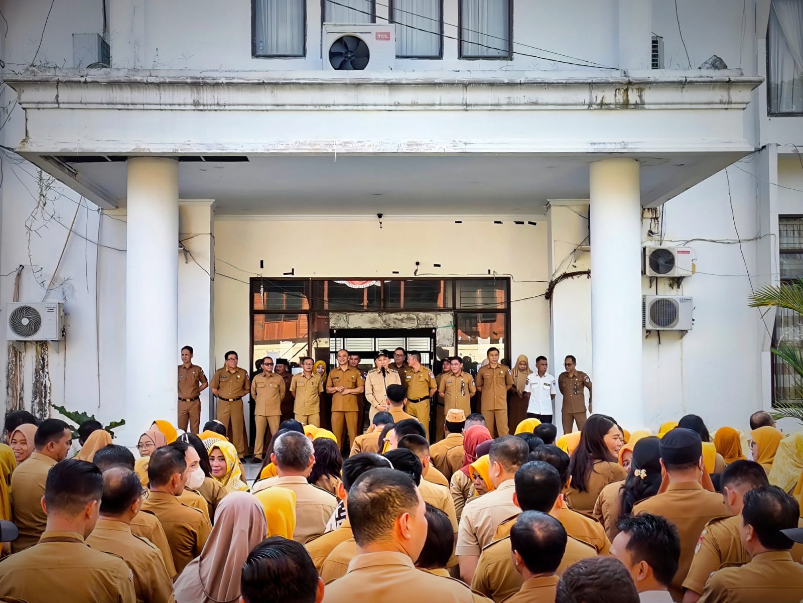 Pimpin Apel Pagi, Wakil Bupati Boltim Argo Sumaiku Tekankan Disiplinan dan Inovasi ASN